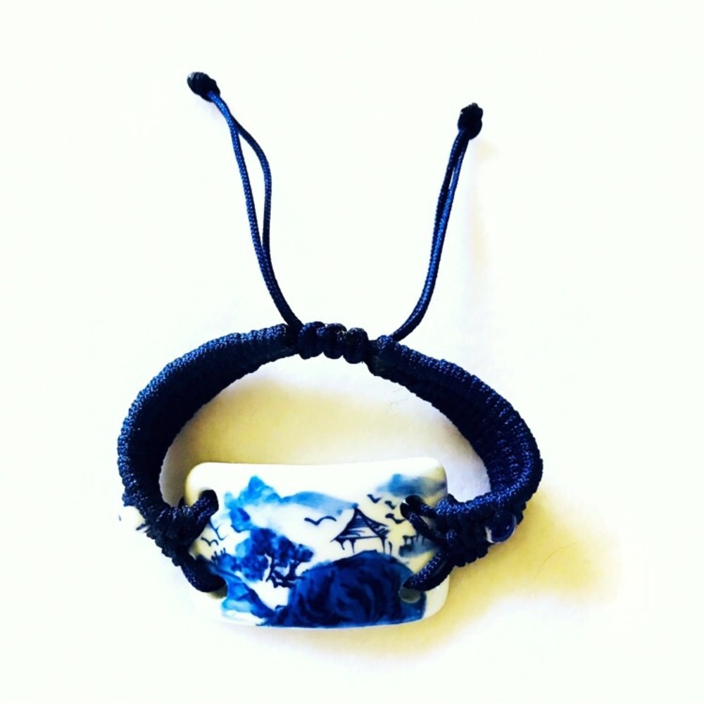 Drawstring Tea Bracelet